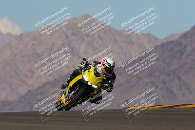 media/Oct-09-2022-SoCal Trackdays (Sun) [[95640aeeb6]]/Turn 9 (1pm)/